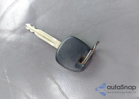 2002 Toyota Camry Xle V6 from USA, damaged, VIN 4T1BF32K72U529217